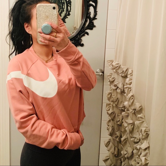 โ๏ธ NIKE WHITE LOGO CREW NECK SWEATER - Picture 5 of 5